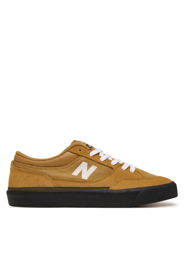 New Balance Tenisówki UN417CWB Brązowy. Kolor: brązowy. Materiał: zamsz, skóra