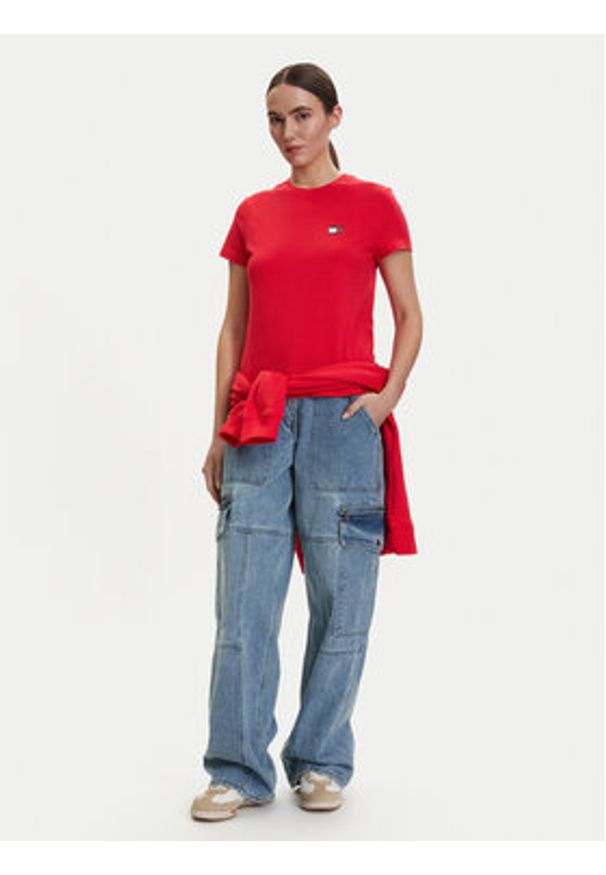Tommy Jeans T-Shirt DW0DW22274 Czerwony Regular Fit. Kolor: czerwony. Materiał: bawełna