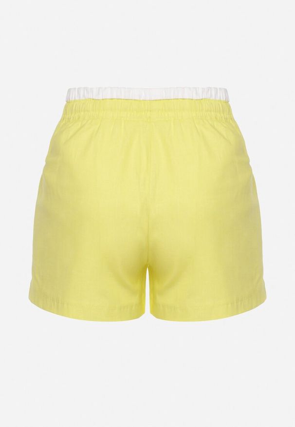 Born2be - Żółte Bawełniane Szorty z Gumką w Pasie Timaolle. Okazja: na co dzień. Kolor: żółty. Materiał: bawełna. Styl: casual, klasyczny, elegancki