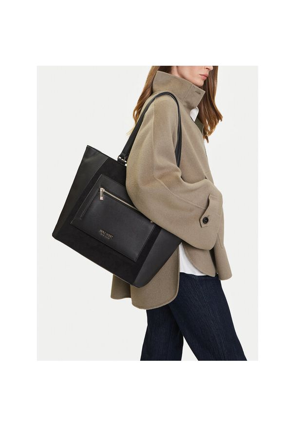 Torebka Nine West. Kolor: czarny