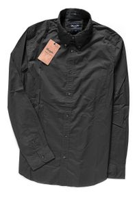 Wrangler - WRANGLER LS 1PKT BUTTON DOWN PHANTOM W5926NC16. Typ kołnierza: button down. Materiał: materiał #5