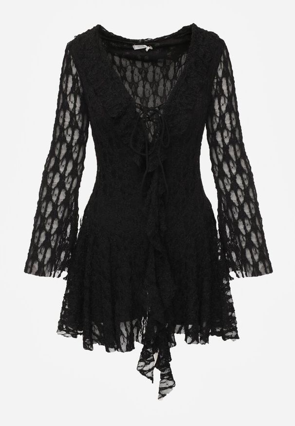 Renee - Czarna Eteryczna Sukienka z Koronki z Falbankami i Wiązaniem Dianatta. Okazja: na co dzień. Typ kołnierza: kołnierz z falbankami. Kolor: czarny. Materiał: koronka. Wzór: koronka. Styl: casual, elegancki, boho