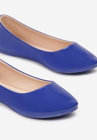 Renee - Niebieskie Balerinki Nysaxise. Nosek buta: okrągły. Kolor: niebieski. Materiał: lakier. Wzór: jednolity. Obcas: na płaskiej podeszwie #5