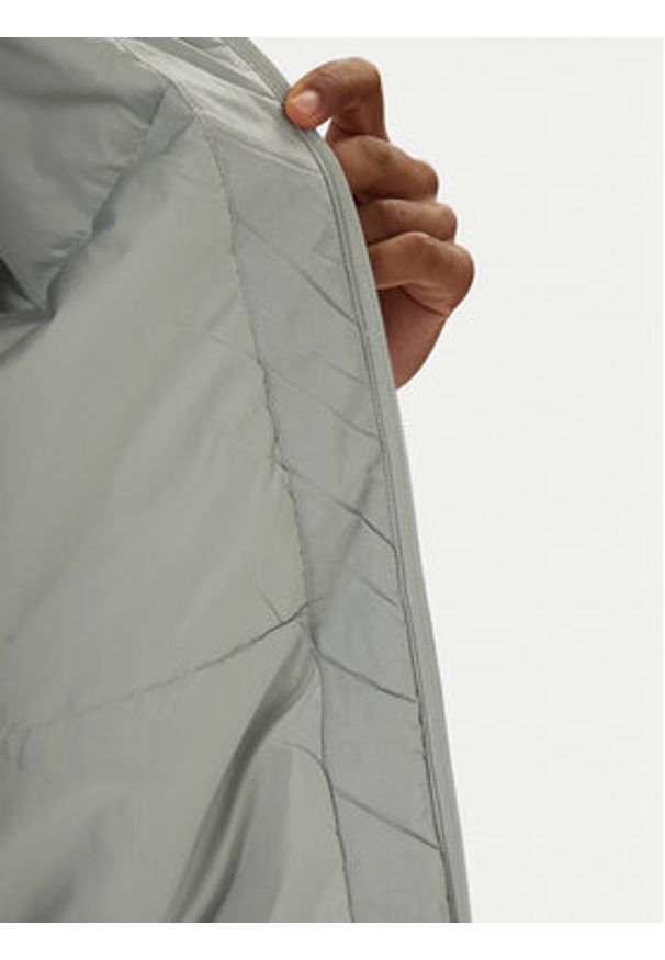 Adidas - adidas Kurtka przejściowa Moon Boot JM8923 Szary Loose Fit. Kolor: szary. Materiał: syntetyk