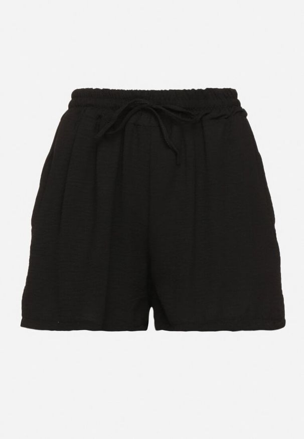 Born2be - Czarne Luźne Szorty z Wysokim Stanem i Gumką w Pasie Vimarias. Okazja: na co dzień, do pracy. Stan: podwyższony. Kolor: czarny. Długość: krótkie. Styl: casual, elegancki