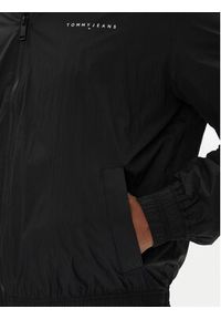 Tommy Jeans Kurtka przejściowa Essential DM0DM21667 Czarny Regular Fit. Kolor: czarny. Materiał: syntetyk #4