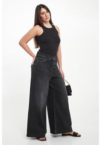 Twinset Milano - Top damski prążkowany z haftem TWINSET. Materiał: prążkowany. Wzór: haft #3