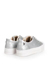 Liu Jo - Liu-Jo Sneakersy "Nettie" | BA0055 EX040 | Nettie | Kobieta | Srebrny. Kolor: srebrny. Materiał: skóra ekologiczna. Wzór: aplikacja. Obcas: na platformie #4