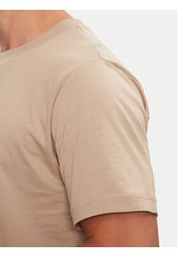 New Balance T-Shirt Sport Essentials Graphic MT43902DRW Beżowy Regular Fit. Kolor: beżowy. Materiał: bawełna. Styl: sportowy #5