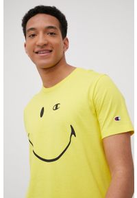 Champion t-shirt bawełniany CHAMPION X SMILEY kolor żółty z nadrukiem. Kolor: żółty. Materiał: bawełna. Wzór: nadruk