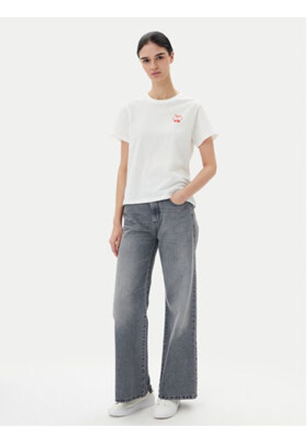 JDY T-Shirt Daisy 15348400 Biały Regular Fit. Kolor: biały. Materiał: bawełna