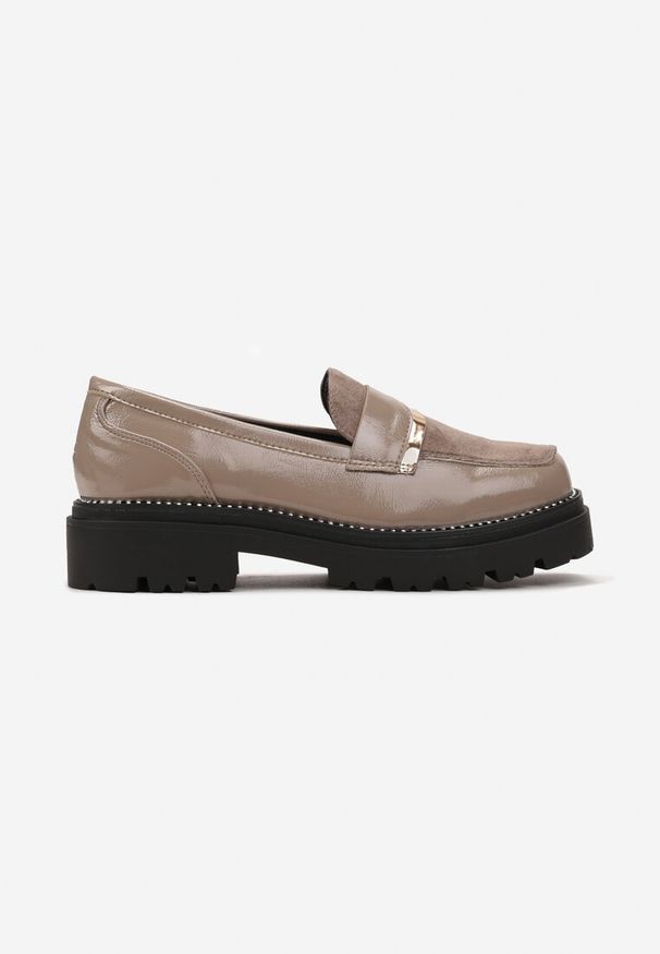 Born2be - Ciemnobeżowe Mokasyny z Kwadratowym Noskiem z Cyrkoniami Wokół Podeszwy Baini. Kolor: beżowy. Styl: elegancki