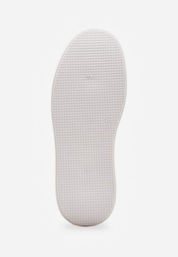Renee - Białe Sneakersy Boho na Platformie Zdobione Plecionym Wzorem Abilama. Kolor: biały. Materiał: zamsz, jeans. Szerokość cholewki: normalna. Wzór: aplikacja. Obcas: na platformie