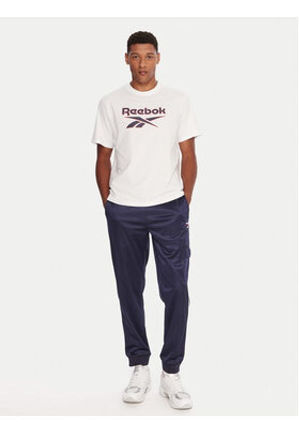 Reebok T-Shirt RK25157CCM Biały Regular Fit. Kolor: biały. Materiał: bawełna
