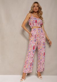 Renee - Różowy Wiskozowy Komplet Boho Krótki Top na Ramiączkach Długie Spodnie z Nogawkami Palazzo Miteri. Kolor: różowy. Materiał: wiskoza #3
