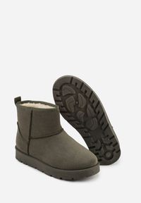 Born2be - Ciemnozielone Wsuwane Śniegowce do Kostki z Imitacji Zamszu Atuvitta. Okazja: na co dzień. Zapięcie: bez zapięcia. Kolor: zielony. Materiał: zamsz. Styl: casual #5