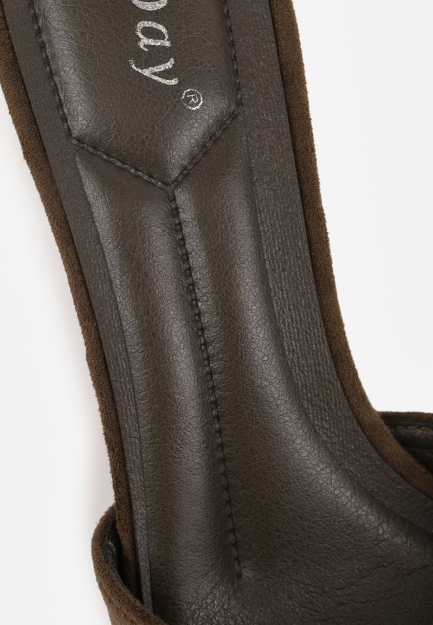 Born2be - Zielone Klapki na Lakierowanej Szpilce Felesh. Okazja: na co dzień. Kolor: zielony. Materiał: lakier. Styl: casual, elegancki, klasyczny