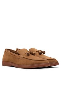 Clarks Mokasyny Torford Tassel 26180333 Brązowy. Kolor: brązowy. Materiał: zamsz, skóra