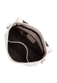 Wittchen - Damska torebka saddle bag z pikowanej skóry kremowa. Kolor: kremowy. Wzór: haft, geometria. Dodatki: z haftem. Materiał: skórzane. Styl: elegancki, wizytowy #3