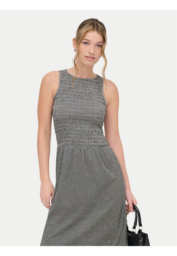 only - ONLY Sukienka letnia Celle 15369284 Czarny Regular Fit. Kolor: czarny. Materiał: syntetyk. Sezon: lato