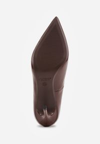 Born2be - Brązowe Szpilki VICES z Lakierowanym Efektem Jestiva. Okazja: na co dzień. Kolor: brązowy. Materiał: lakier. Obcas: na szpilce. Styl: casual, klasyczny, elegancki. Wysokość obcasa: wysoki #6