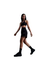 Biustonosz sportowy Nike średnie wsparcie. Kolor: czarny. Materiał: poliester. Technologia: Dri-Fit (Nike). Sport: fitness, taniec #1