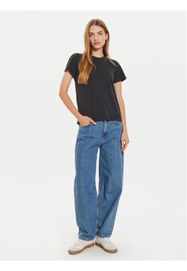 Lee T-Shirt Perfect 112355164 Czarny Regular Fit. Kolor: czarny. Materiał: bawełna