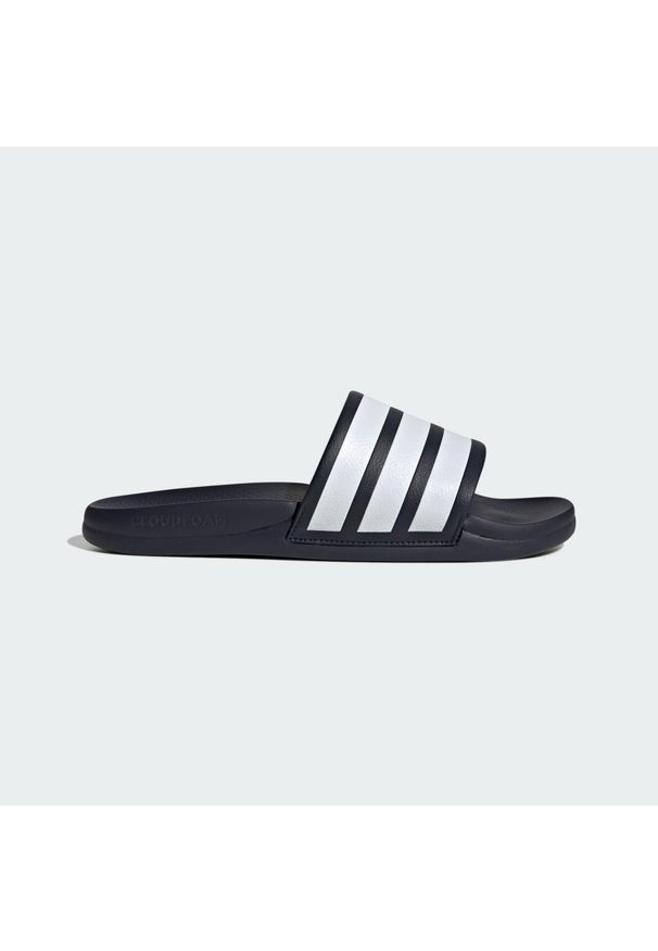 Adidas - Klapki Adilette Comfort 2.0. Kolor: biały, niebieski, wielokolorowy. Styl: sportowy, klasyczny