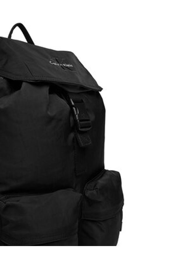 Calvin Klein Plecak Bold Flap Backpack LV04D3270G Czarny. Kolor: czarny. Materiał: materiał