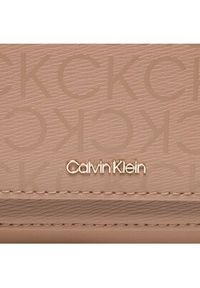 Calvin Klein Torebka Ck Must Crossbody Epi Mono K60K610633 Brązowy. Kolor: brązowy. Materiał: skórzane #4