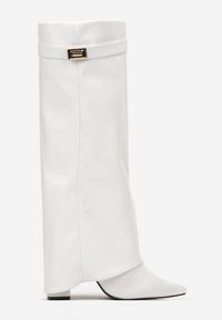 Born2be - Białe Kozaki ze Szpiczastym Noskiem i Wywiniętą Cholewką Quirina. Nosek buta: szpiczasty. Zapięcie: zamek. Kolor: biały. Szerokość cholewki: normalna. Materiał: skóra, materiał. Sezon: zima. Obcas: na obcasie. Styl: klasyczny. Wysokość obcasa: średni #4