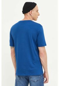 Hugo - HUGO t-shirt bawełniany kolor niebieski gładki. Kolor: niebieski. Materiał: bawełna. Wzór: gładki. Styl: klasyczny #5