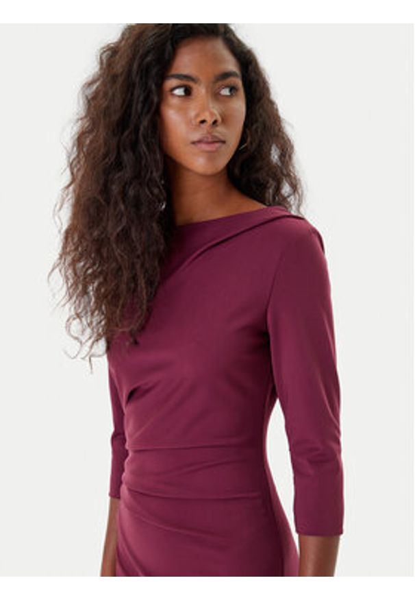 Rinascimento Sukienka koktajlowa CFC0126154003 Bordowy Slim Fit. Kolor: czerwony. Materiał: syntetyk. Styl: wizytowy