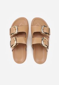 Born2be - Ciemnobeżowe Klapki Ozdobione Dwoma Paskami i Klamrami Jilryna. Okazja: na spacer, na co dzień. Kolor: beżowy. Materiał: jeans. Wzór: aplikacja. Sezon: lato. Styl: casual, klasyczny #5