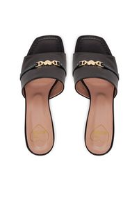 Love Moschino - LOVE MOSCHINO Klapki JA28075G1MIA400A Czarny. Kolor: czarny. Materiał: skóra