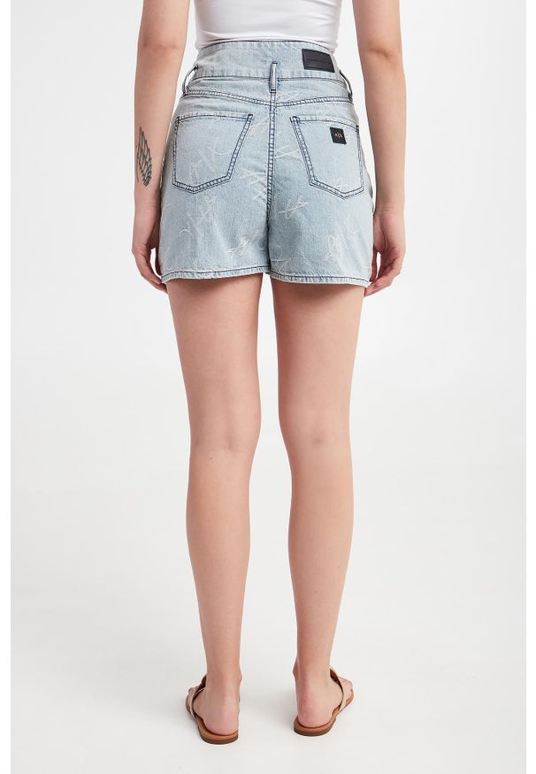 Armani Exchange - Spodenki damskie jeansowe ARMANI EXCHANGE. Materiał: jeans