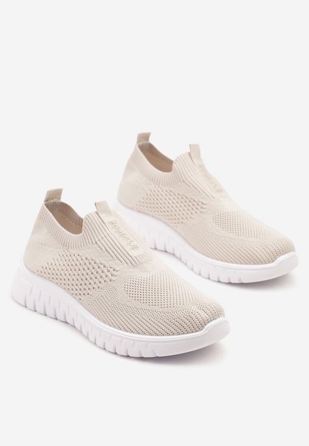 Born2be - Beżowe Buty Sportowe z Elastyczną Cholewką Clezenne. Okazja: na co dzień. Kolor: beżowy. Materiał: jeans. Szerokość cholewki: normalna