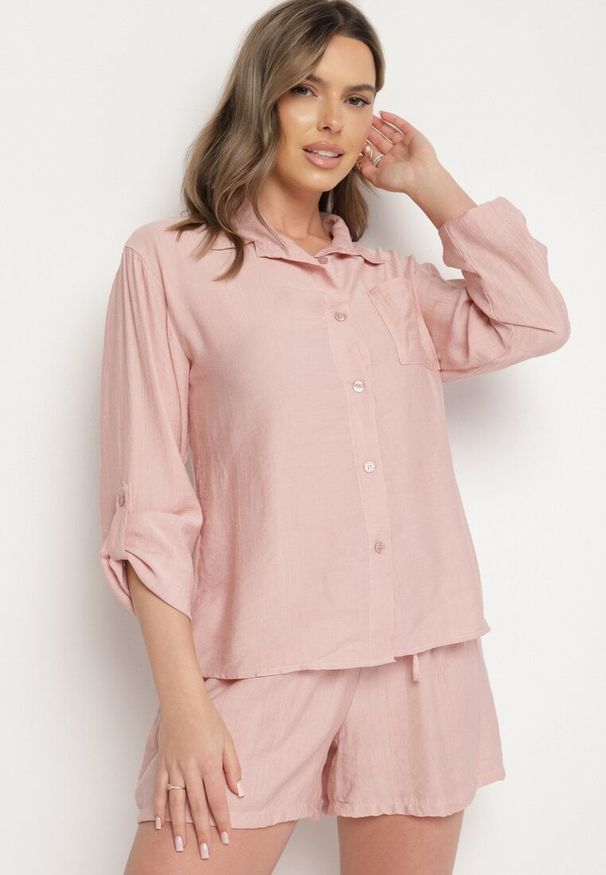Born2be - Różowy Komplet z Wiskozy Koszula z Długim Rękawem i Szorty z Gumką w Pasie Efralice. Kolor: różowy. Materiał: wiskoza