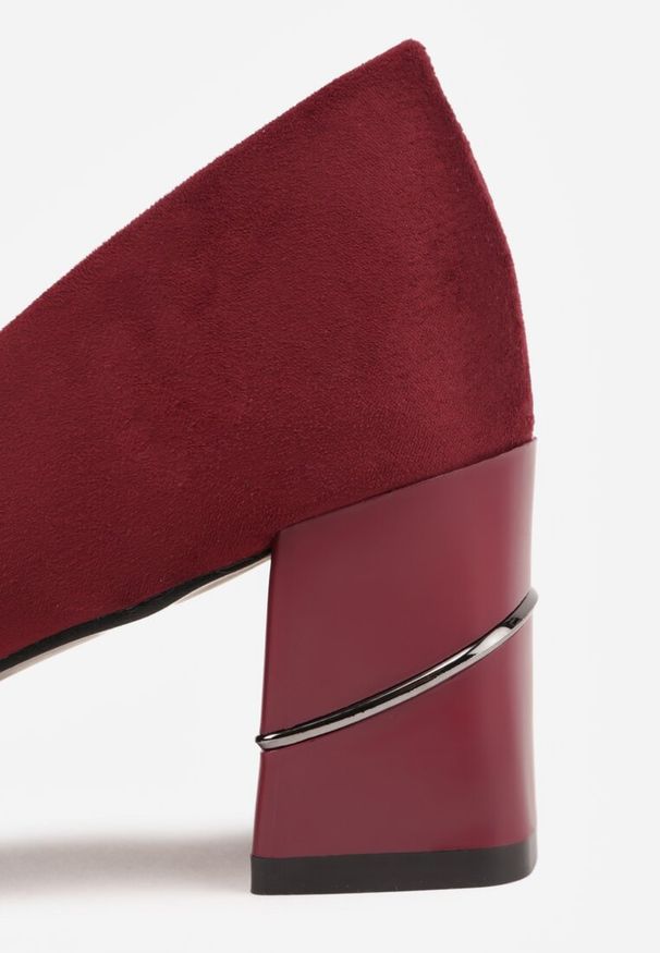 Renee - Bordowe Czółenka z Ekozamszu na Słupku z Metaliczną Lamówką Amolna. Kolor: czerwony. Obcas: na słupku. Styl: wizytowy