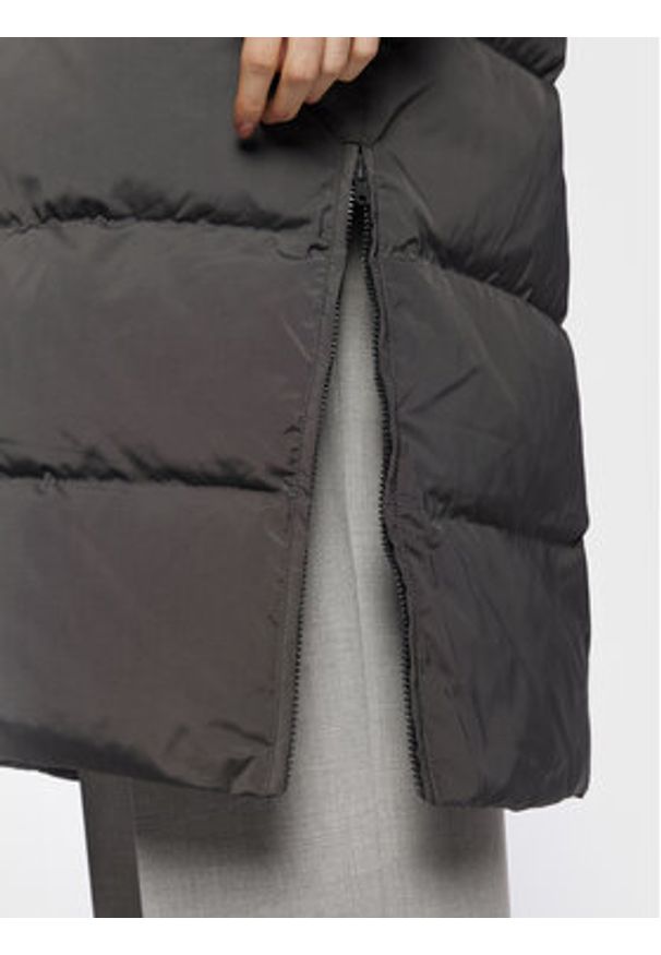 Samsoe & Samsoe - Samsøe Samsøe Kurtka zimowa Sera F20400242 Szary Oversize. Kolor: szary. Materiał: syntetyk. Sezon: zima