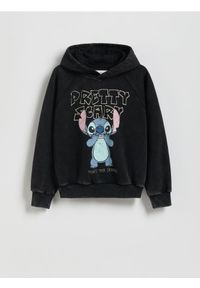 Reserved - Bluza Lilo i Stitch - czarny. Typ kołnierza: kaptur. Kolor: czarny. Materiał: bawełna, dzianina