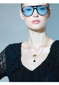 Sinsay - Naszyjnik z zawieszką w kształcie kwiata - złoty. Materiał: złote. Kolor: złoty #1