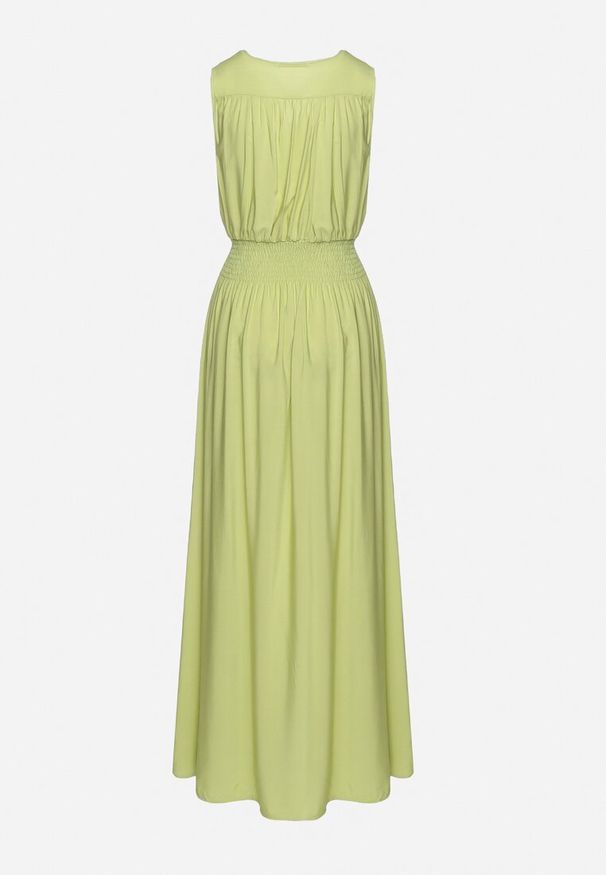 Born2be - Zielona Wiskozowa Sukienka z Kopertowym Dekoltem i Gumkami w Talii Joridia. Okazja: na co dzień. Typ kołnierza: dekolt kopertowy. Kolor: zielony. Materiał: wiskoza. Długość rękawa: na ramiączkach. Typ sukienki: kopertowe. Styl: wizytowy, casual