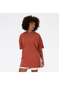 Koszulka damska New Balance WT23556MHY – brązowa. Kolor: brązowy. Materiał: materiał, bawełna