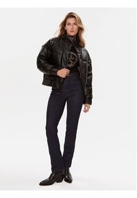 Guess Kurtka zimowa Ivana W3BL12 WFSP0 Czarny Regular Fit. Kolor: czarny. Materiał: skóra. Sezon: zima