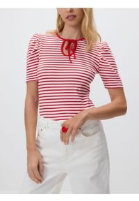 Reserved - Bluzka z bufkami - czerwony. Kolor: czerwony. Materiał: dzianina, bawełna #1