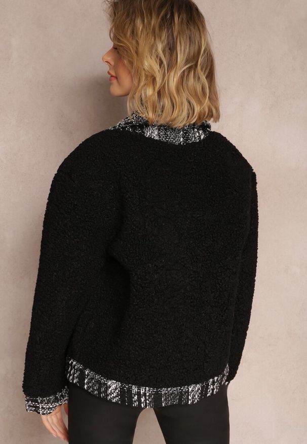 Renee - Czarna Kurtka Oversize z Futerka Baranek Lesova. Okazja: na co dzień. Kolor: czarny. Materiał: futro. Styl: elegancki, casual