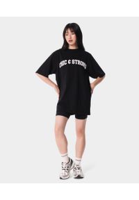 T-shirt dla kobiet sportowy Carpatree Varsity Chic. Kolor: czarny. Sport: fitness