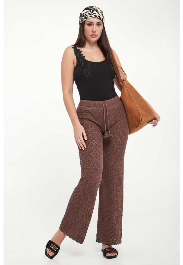 Ermanno Firenze - Top damski z haftem ERMANNO FIRENZE. Wzór: haft