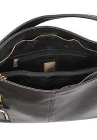 Kazar - Czarna torebka damska. Kolor: czarny. Materiał: skórzane. Styl: casual. Rodzaj torebki: na ramię #7